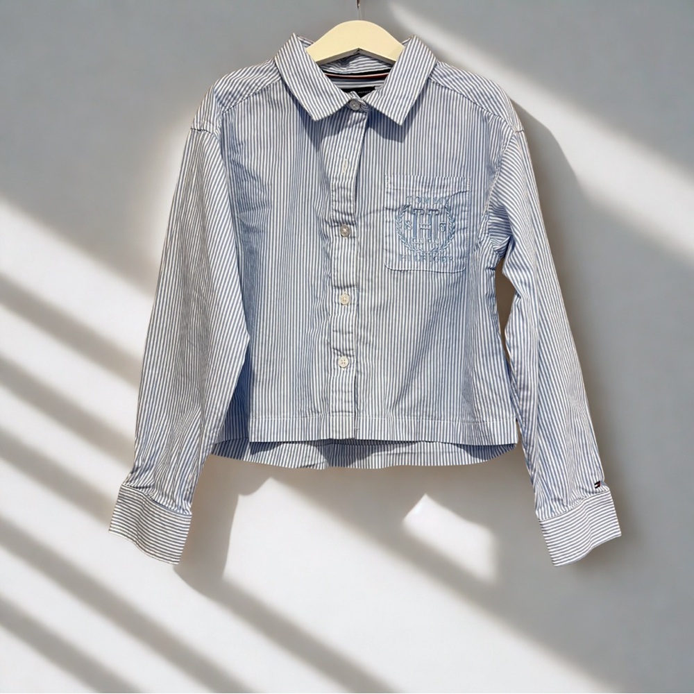 🧒 KIDS’ Tommy Hilfiger Blue Striped Button-Up Shirt – Size 8/10 yr